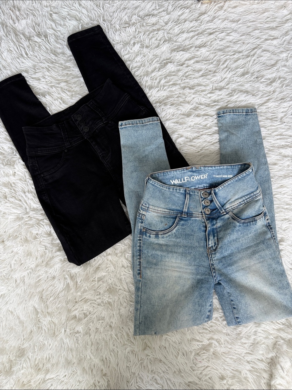 Bundle Wallflower Sassy High Rise Skinny Jeans. Size 1